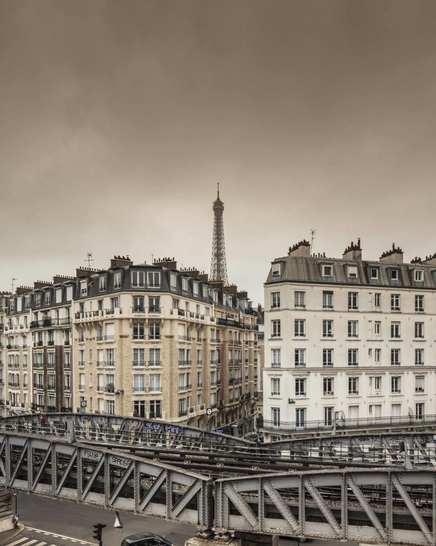 Eiffel Petit Louvre Hotell Paris Eksteriør bilde